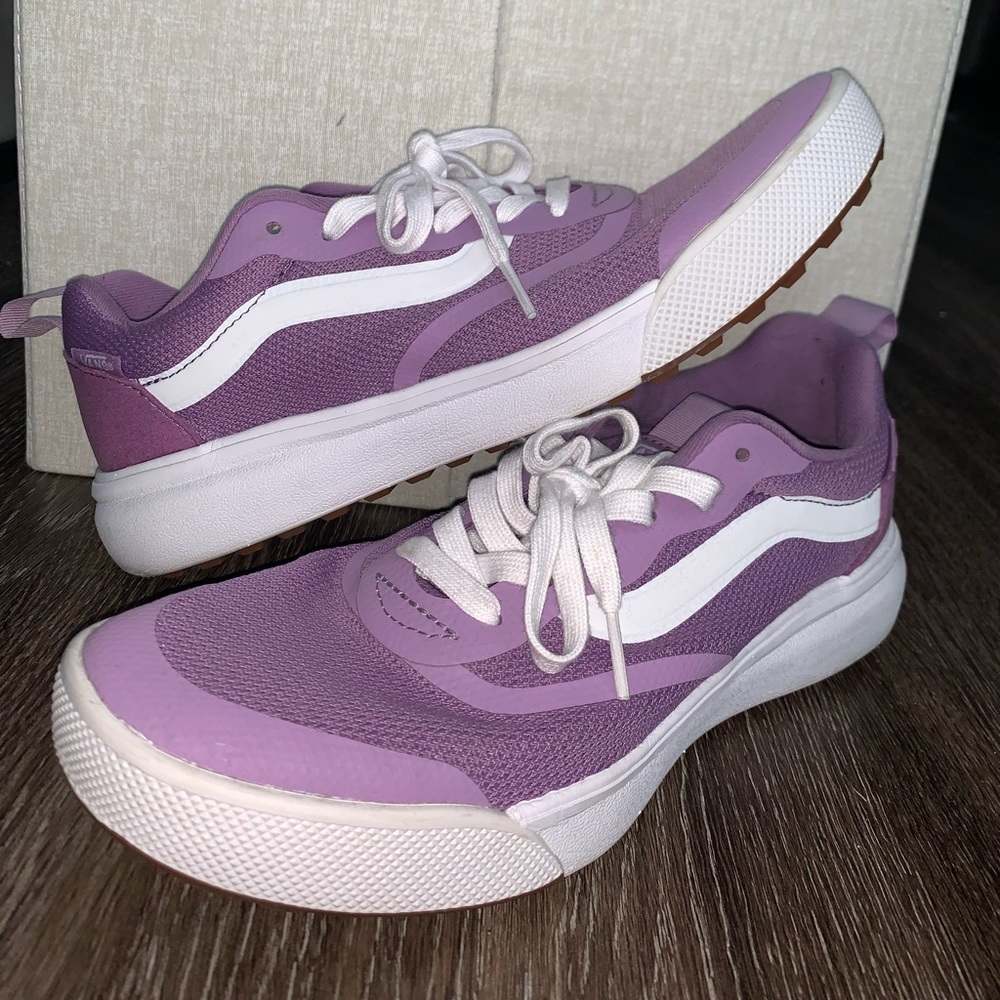 Vans Ultra Range purple